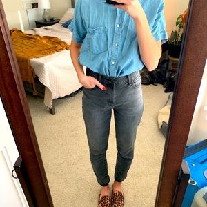 American Eagle mom jeans